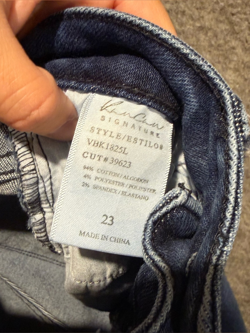 KanCan Ultra High Rise Super Flare Jeans Womens 23 (inseam 32) blue Fray Hem - Picture 12 of 13